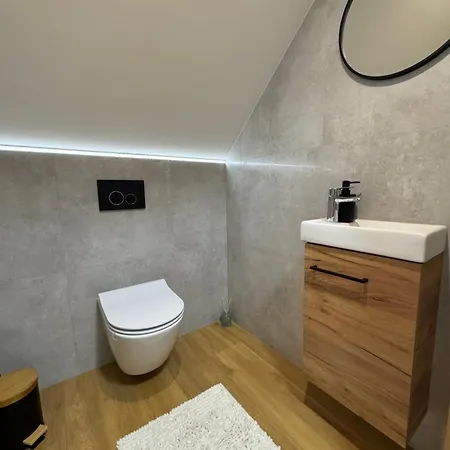 Mila Lakeview House 펜션 *